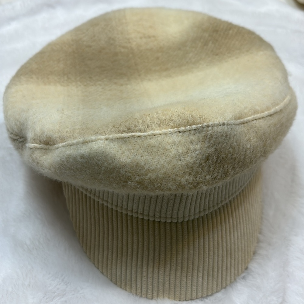 Hat - Picture 8 of 9